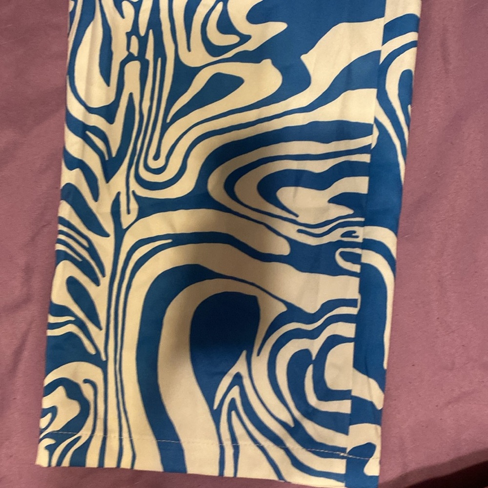 pants - Picture 2 of 2